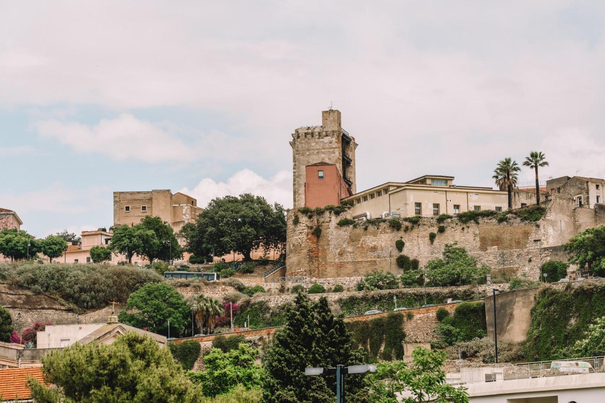 Villa Le Tre Grazie à Cagliari Extérieur photo